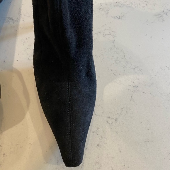 Discounted Shipping! Jimmy Choo Stretch black Suede Pull On Boot- Kitten heel - Picture 11 of 16